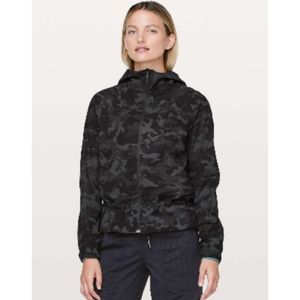 Lululemon Women's Pack It Up Jacket Size 10